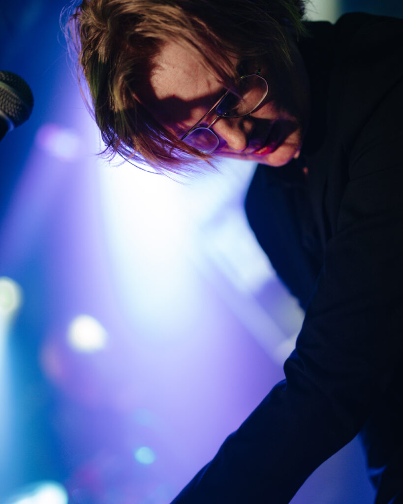 Tribute Aan De Dijk Toetsenist Menno